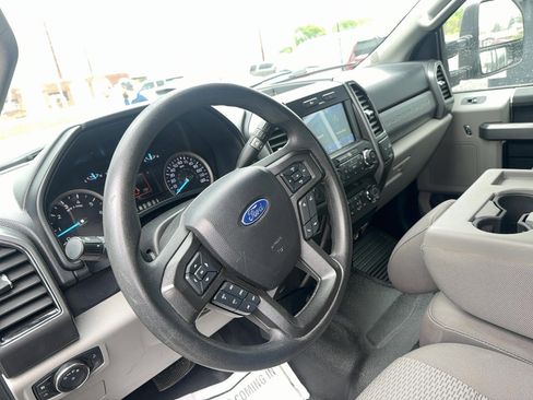 Used 2021 Ford F250 XLT w/ XLT Value Package AWD/4WD image 12