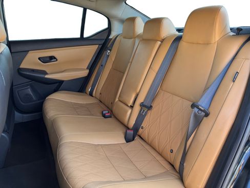 Used 2024 Nissan Sentra SV w/ SV Premium Package FWD image 13