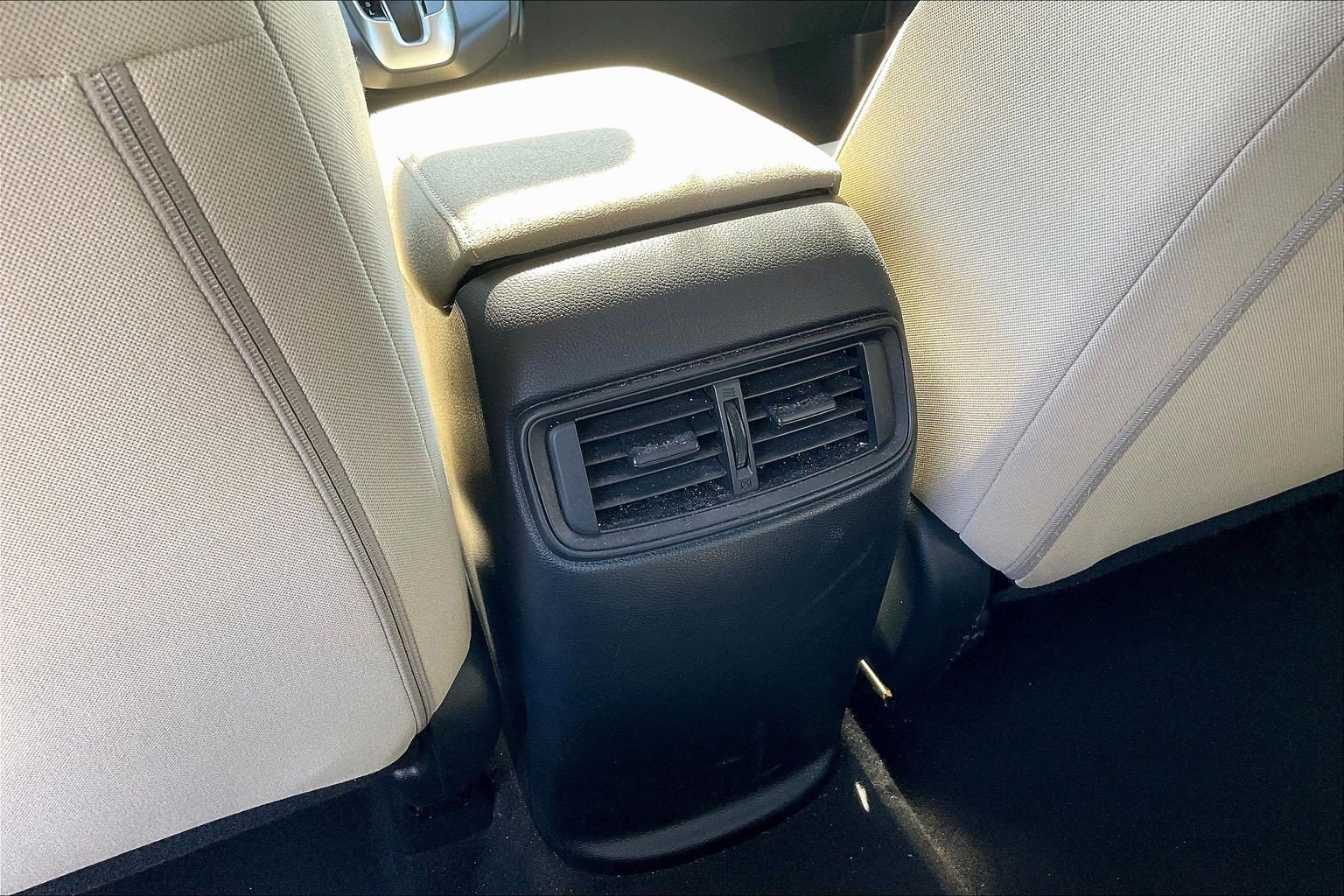Used 2017 Honda CR-V LX image 10