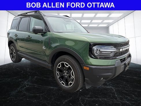 Used 2025 Ford Bronco Sport Outer Banks w/ Outer Banks Tech Package+ AWD/4WD image 8
