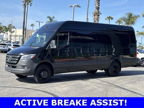 Used 2024 Mercedes-Benz Sprinter 3500 image 7