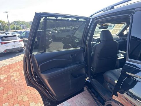 Certified 2023 Honda Passport TrailSport image 26