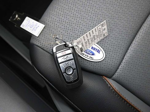 New 2025 Ford F150 Lariat w/ Equipment Group 502A High image 46