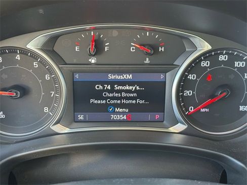 Used 2022 GMC Terrain SLT w/ Infotainment Package II image 18