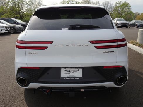 New 2025 Genesis GV70 3.5T Sport w/ Sport Advanced Package image 4