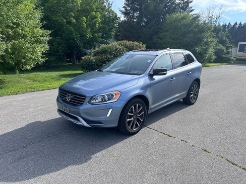 Used 2017 Volvo XC60 T6 Dynamic w/ Climate Package AWD/4WD image 7