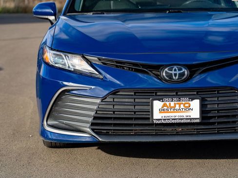 Used 2023 Toyota Camry LE FWD image 5