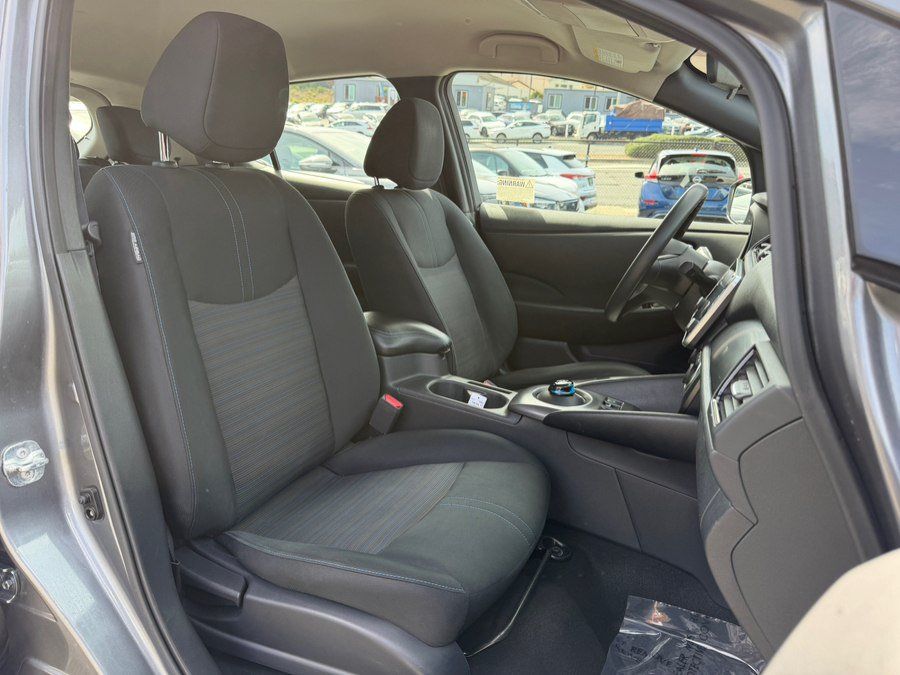 Used 2020 Nissan Leaf S w/ Protection Package FWD image 26
