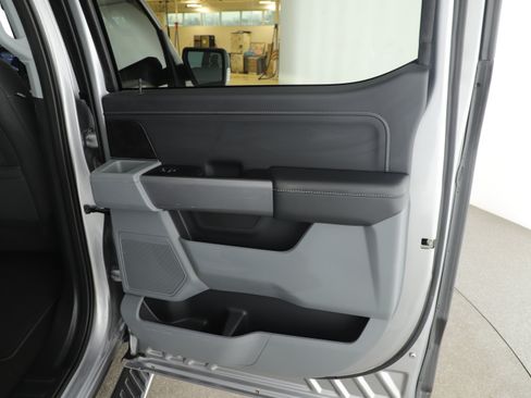 Used 2021 Ford F150 XLT w/ Equipment Group 302A High image 14