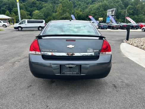 Used 2010 Chevrolet Impala LT w/ Luxury Edition Package FWD image 4