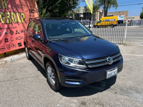 Used 2016 Volkswagen Tiguan S FWD image 3