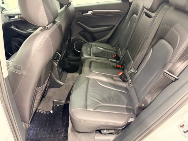 Used 2016 Audi Q5 2.0T Premium Plus w/ Technology Package AWD/4WD image 23