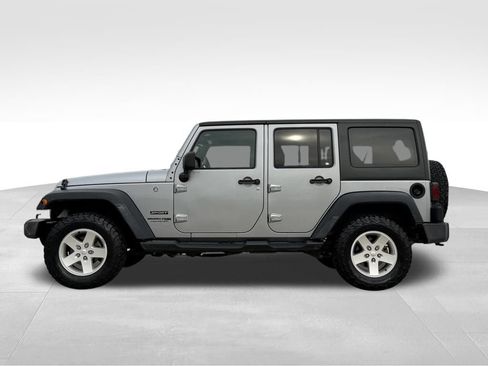 Used 2018 Jeep Wrangler Unlimited Sport S image 6