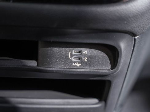 New 2026 Chrysler Pacifica Select image 18