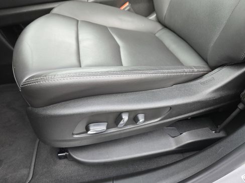 Certified 2025 Cadillac XT5 Premium Luxury image 14