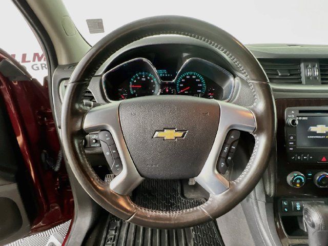 Used 2017 Chevrolet Traverse LT w/ Style and Technology Package FWD image 12