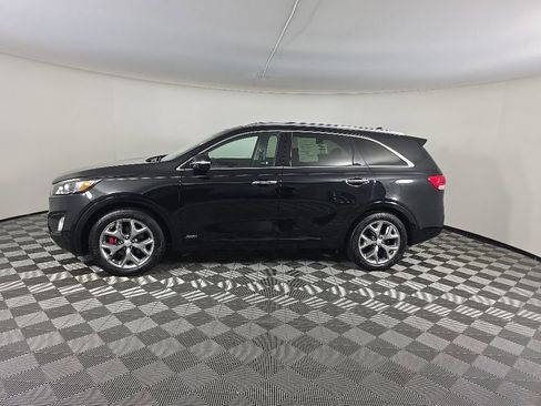Used 2017 Kia Sorento SX AWD/4WD image 2