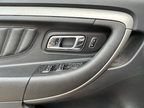 Used 2013 Ford Taurus SEL AWD/4WD image 28