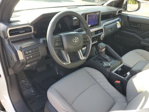 Used 2025 Toyota Tacoma SR5 image 20