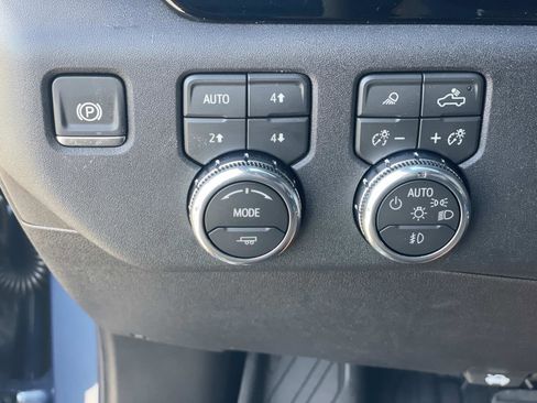 New 2026 GMC Sierra 1500 Elevation w/ Elevation Premium Package image 18