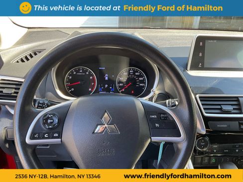 Used 2020 Mitsubishi Eclipse Cross LE image 13