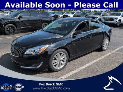 Used 2016 Buick Regal Premium w/ Driver Confidence Package #1