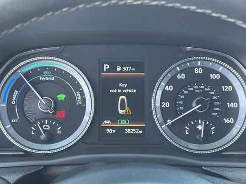 Certified 2023 Hyundai Sonata SEL FWD image 30