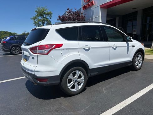 Used 2015 Ford Escape SE w/ Equipment Group 201A AWD/4WD image 5