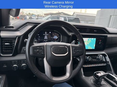 Used 2022 GMC Sierra 1500 Denali w/ Denali Reserve Package image 30