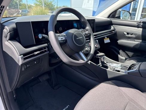 New 2025 Hyundai Tucson SE image 20