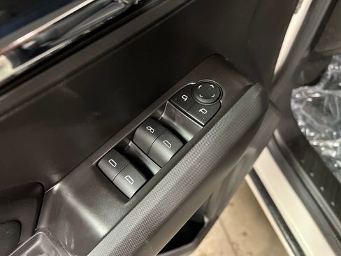 New 2026 GMC Canyon Elevation w/ Convenience Package image 28