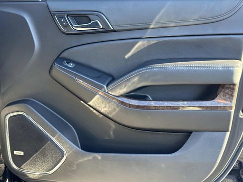 Used 2020 Chevrolet Tahoe LT AWD/4WD image 16