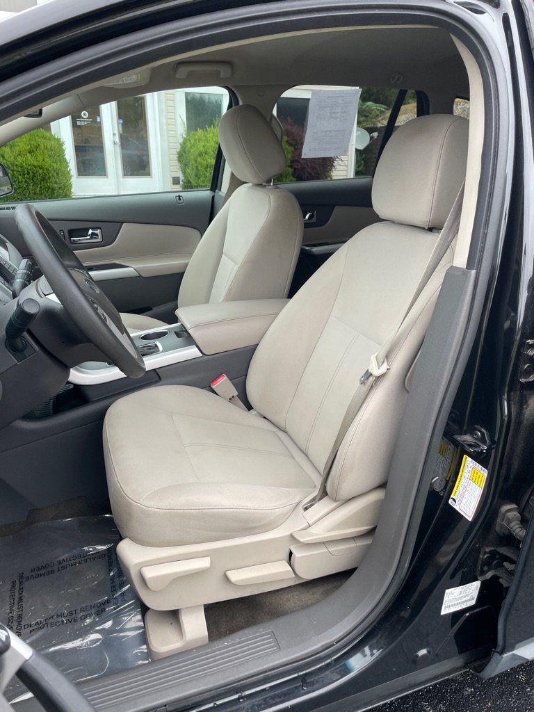 Used 2013 Ford Edge SE FWD image 14