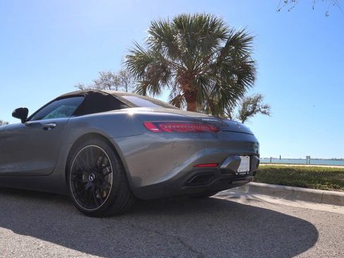 Used 2018 Mercedes-Benz AMG GT Base 2dr Roadster image 37