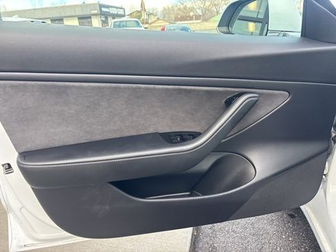 Used 2019 Tesla Model 3 Long Range image 20