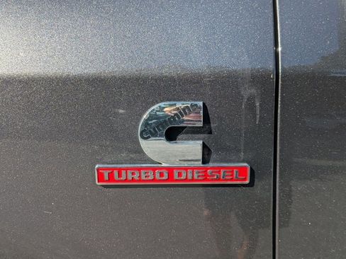 Used 2024 RAM 2500 Tradesman w/ Chrome Appearance Group AWD/4WD image 10