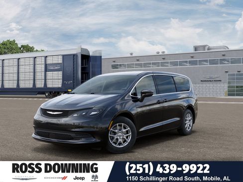 New 2027 Chrysler Pacifica LX FWD image 1