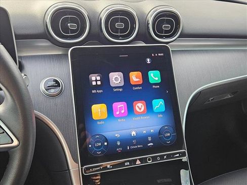 Used 2025 Mercedes-Benz C 300 Sedan image 13