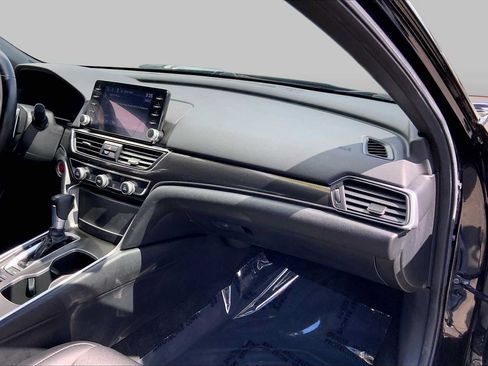 Used 2022 Honda Accord Sport image 18