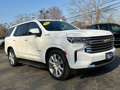 Certified 2024 Chevrolet Tahoe High Country w/ Advanced Technology Package image 1