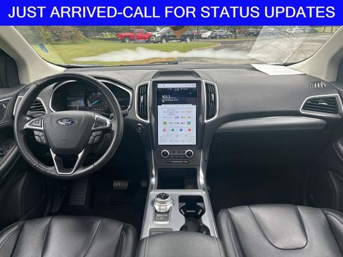 Used 2021 Ford Edge Titanium AWD/4WD image 2