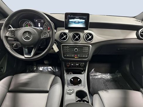 Used 2017 Mercedes-Benz GLA 250 4MATIC image 13