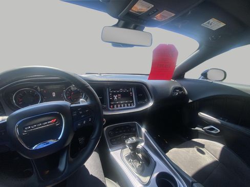 Used 2017 Dodge Challenger R/T Scat Pack RWD image 20