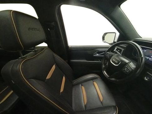 Used 2022 GMC Yukon XL AT4 AWD/4WD image 34