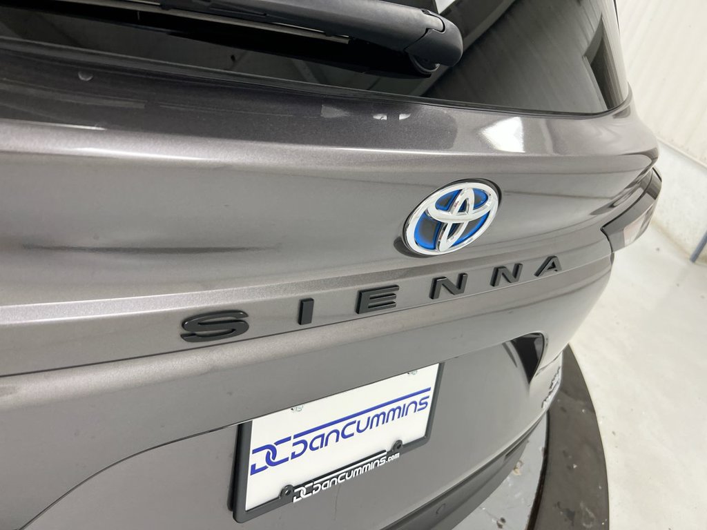 Used 2024 Toyota Sienna XLE w/ XLE Plus Package AWD/4WD image 28