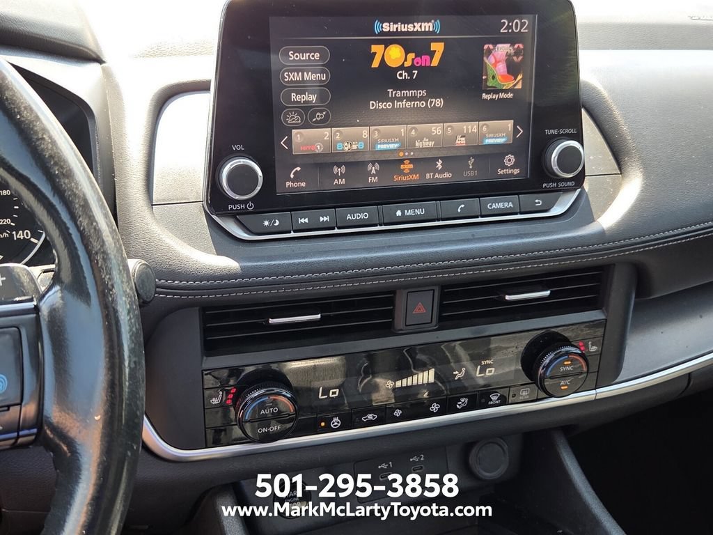Used 2024 Nissan Rogue SV w/ SV Premium Package FWD image 18