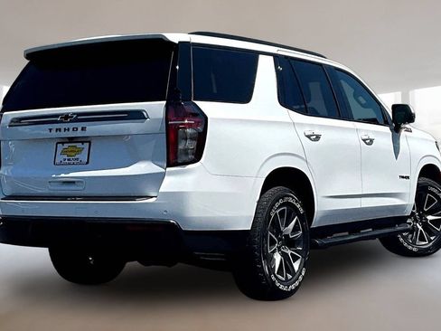 Used 2022 Chevrolet Tahoe Z71 w/ Luxury Package AWD/4WD image 6