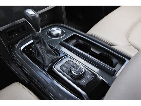 Used 2024 Nissan Armada SV w/ Cargo Package AWD/4WD image 29
