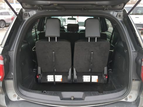 Used 2016 Ford Explorer XLT w/ Equipment Group 202A image 39