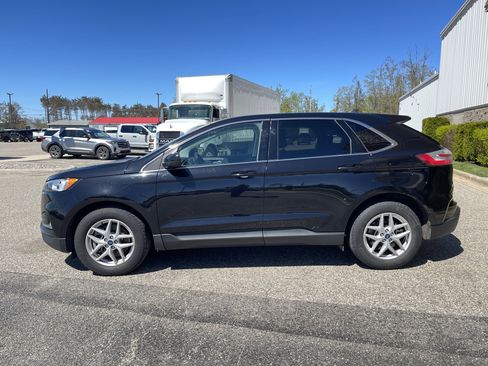 Used 2021 Ford Edge SEL w/ Convenience Package AWD/4WD image 7
